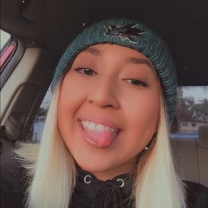 Meet your Posher, May